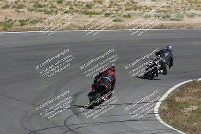 media/Apr-20-2025-AHRMA (Sun) [[393a79c373]]/Race/Group 12/Turn 4b/